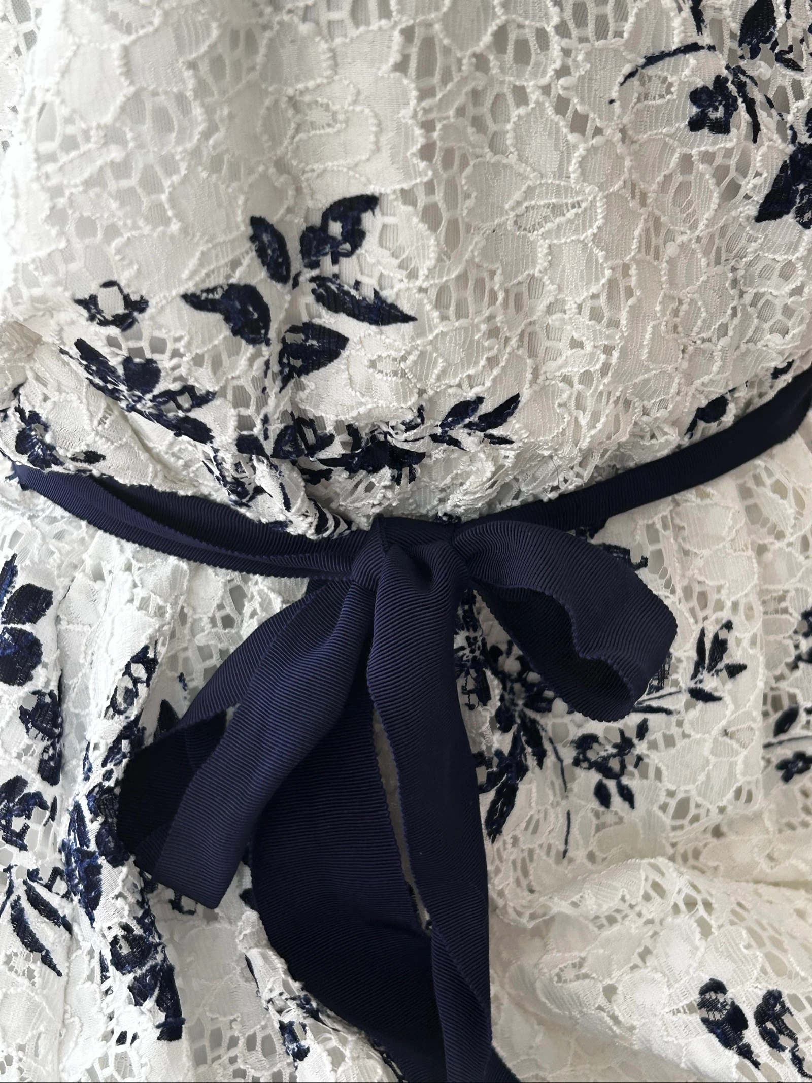 Yessica lace dress ecru & navy blue flowers – Size 38 – photo 9